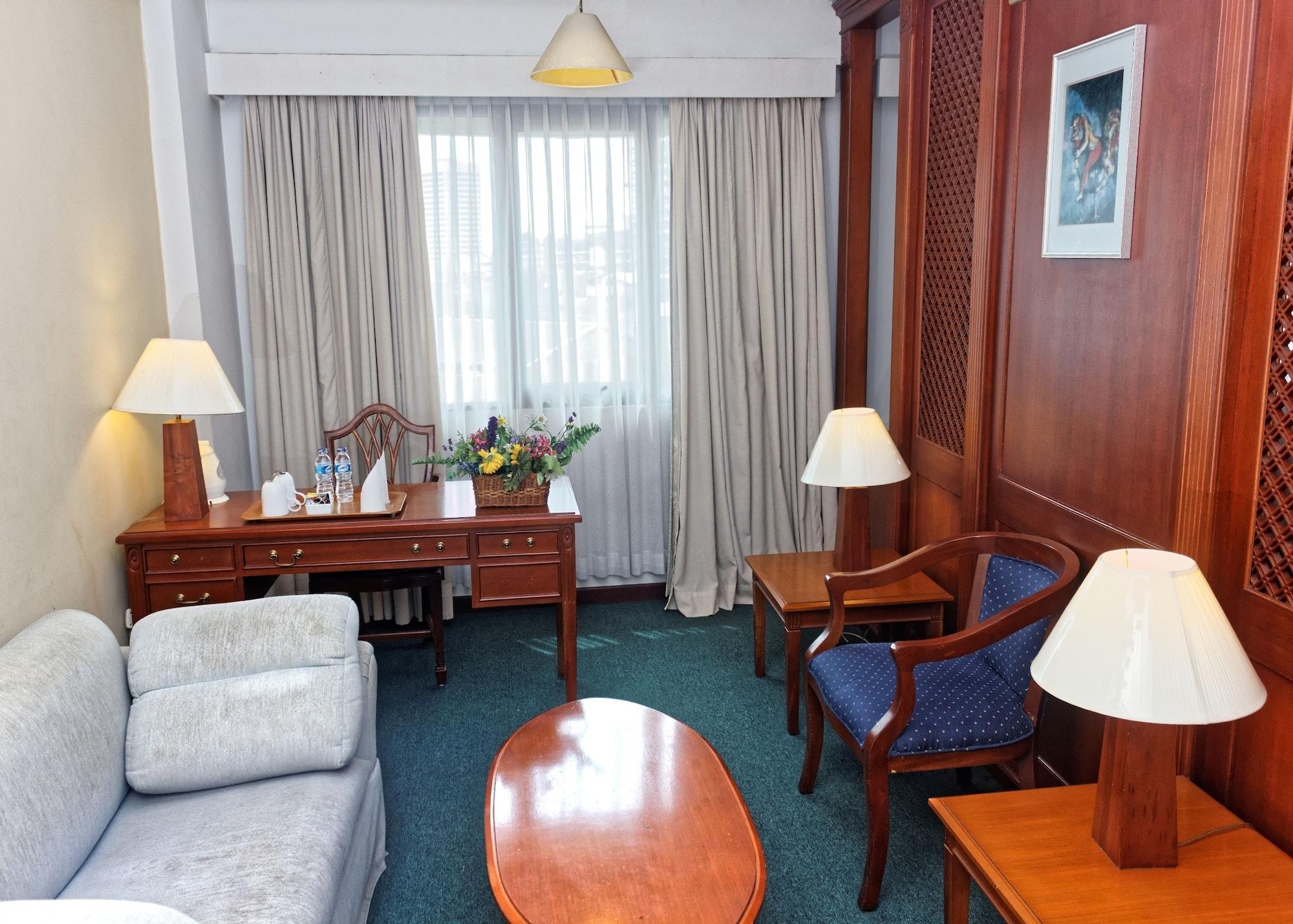 Paragon Wahid Hasyim Jakarta Exterior foto